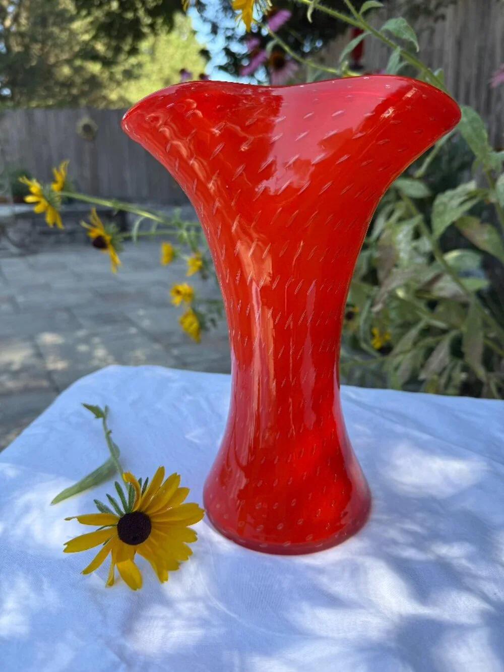 Vintage Murano Fratelli Toso Vase, Red/Orange Mid-Century Fan Shaped Art Glass